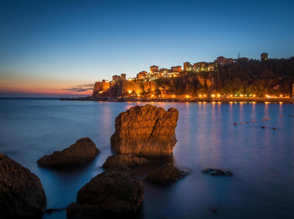 Apartments Zuto Ulcinj Rom bilde