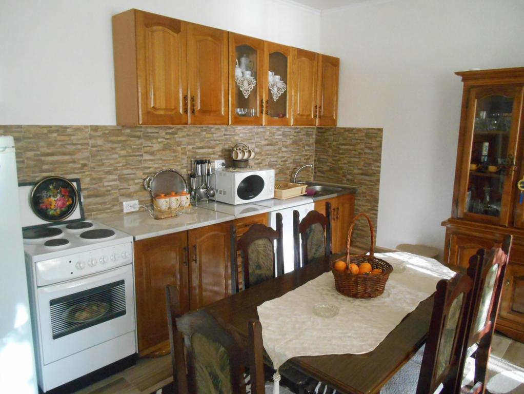 Apartments Zuto Ulcinj Eksteriør bilde