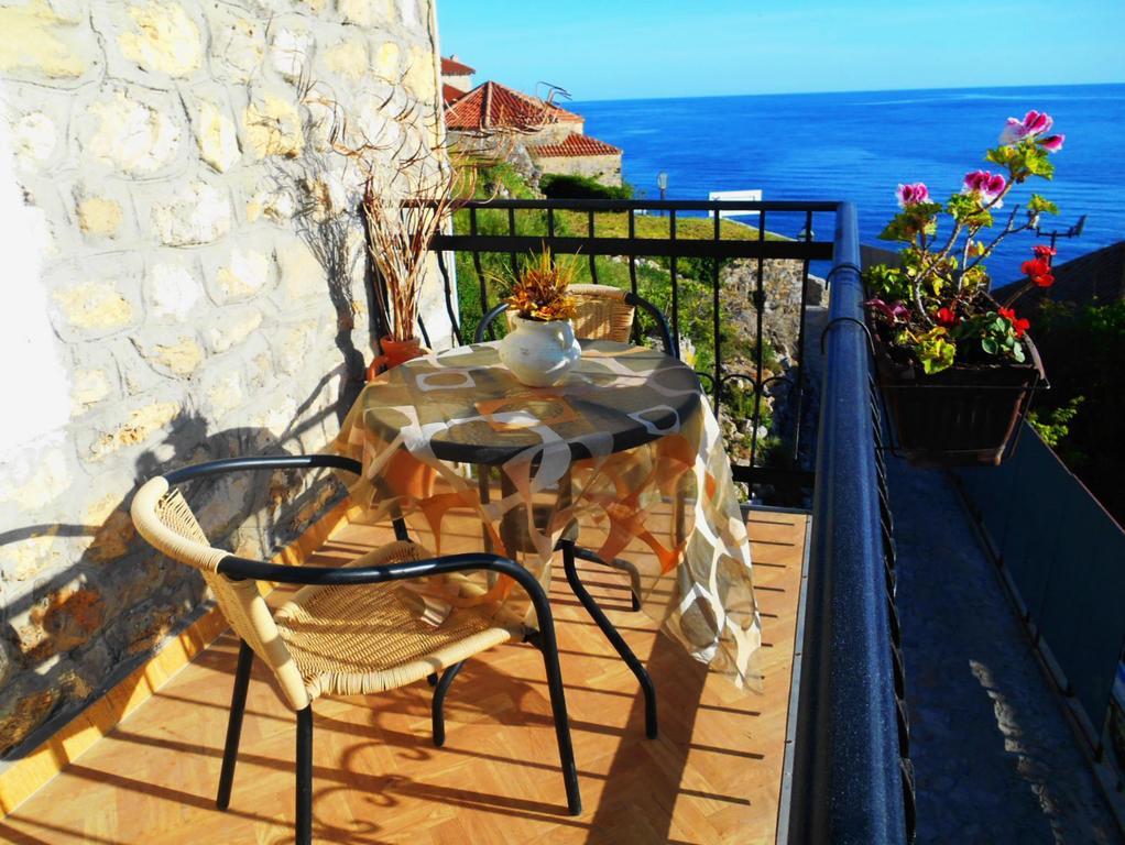 Apartments Zuto Ulcinj Eksteriør bilde