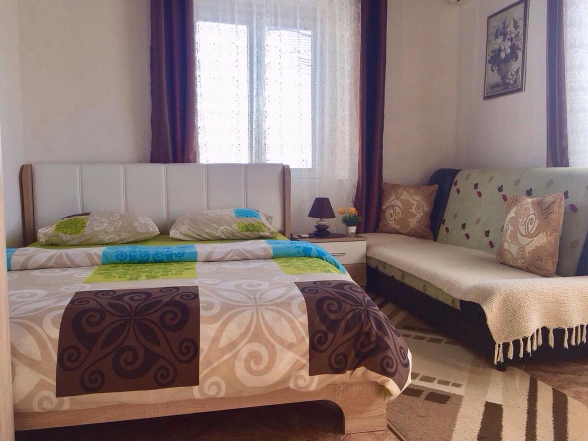 Apartments Zuto Ulcinj Eksteriør bilde