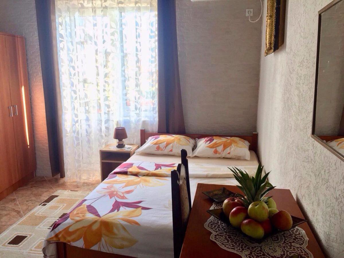 Apartments Zuto Ulcinj Eksteriør bilde