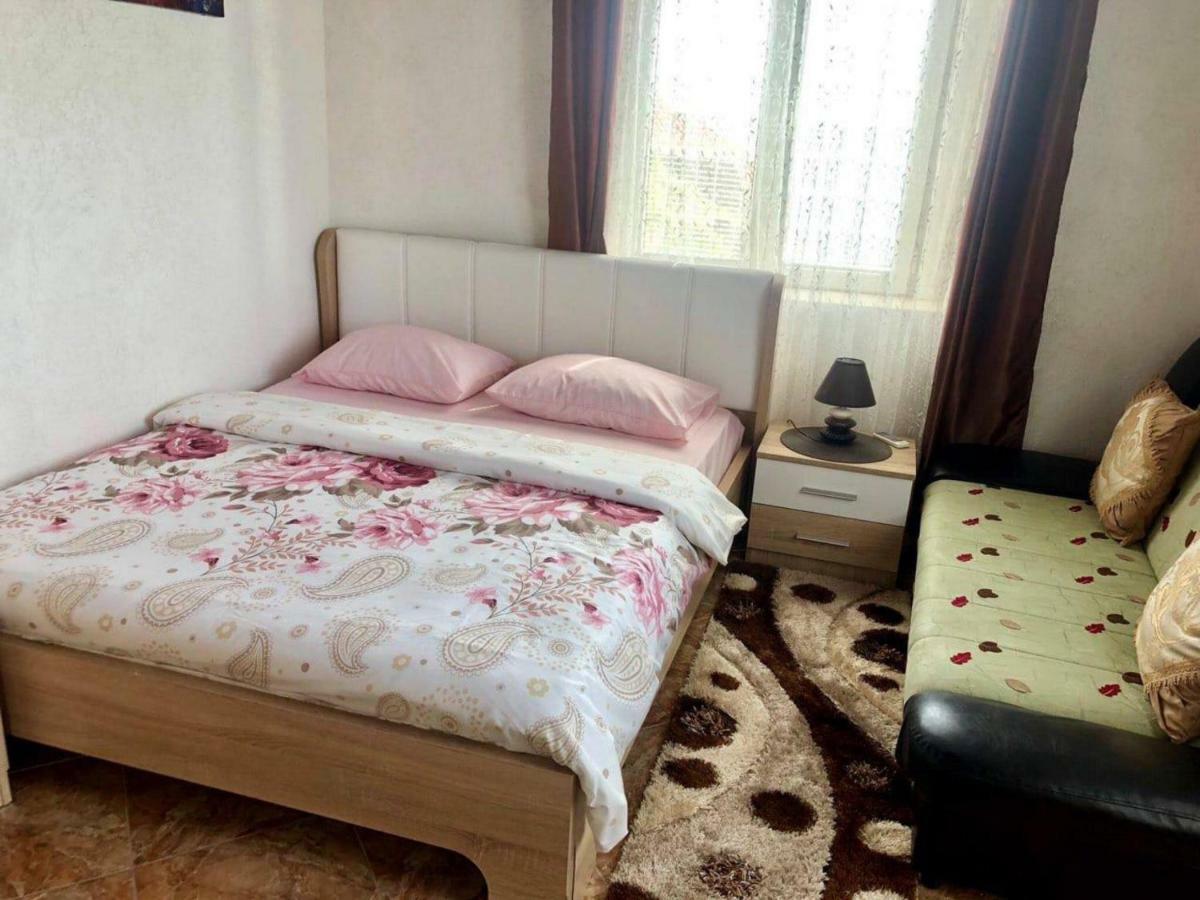 Apartments Zuto Ulcinj Eksteriør bilde