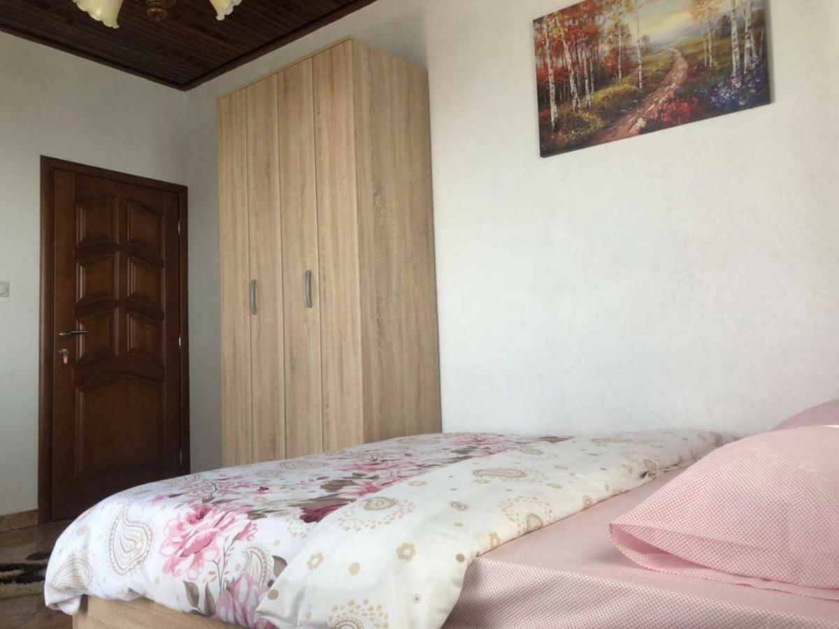 Apartments Zuto Ulcinj Eksteriør bilde