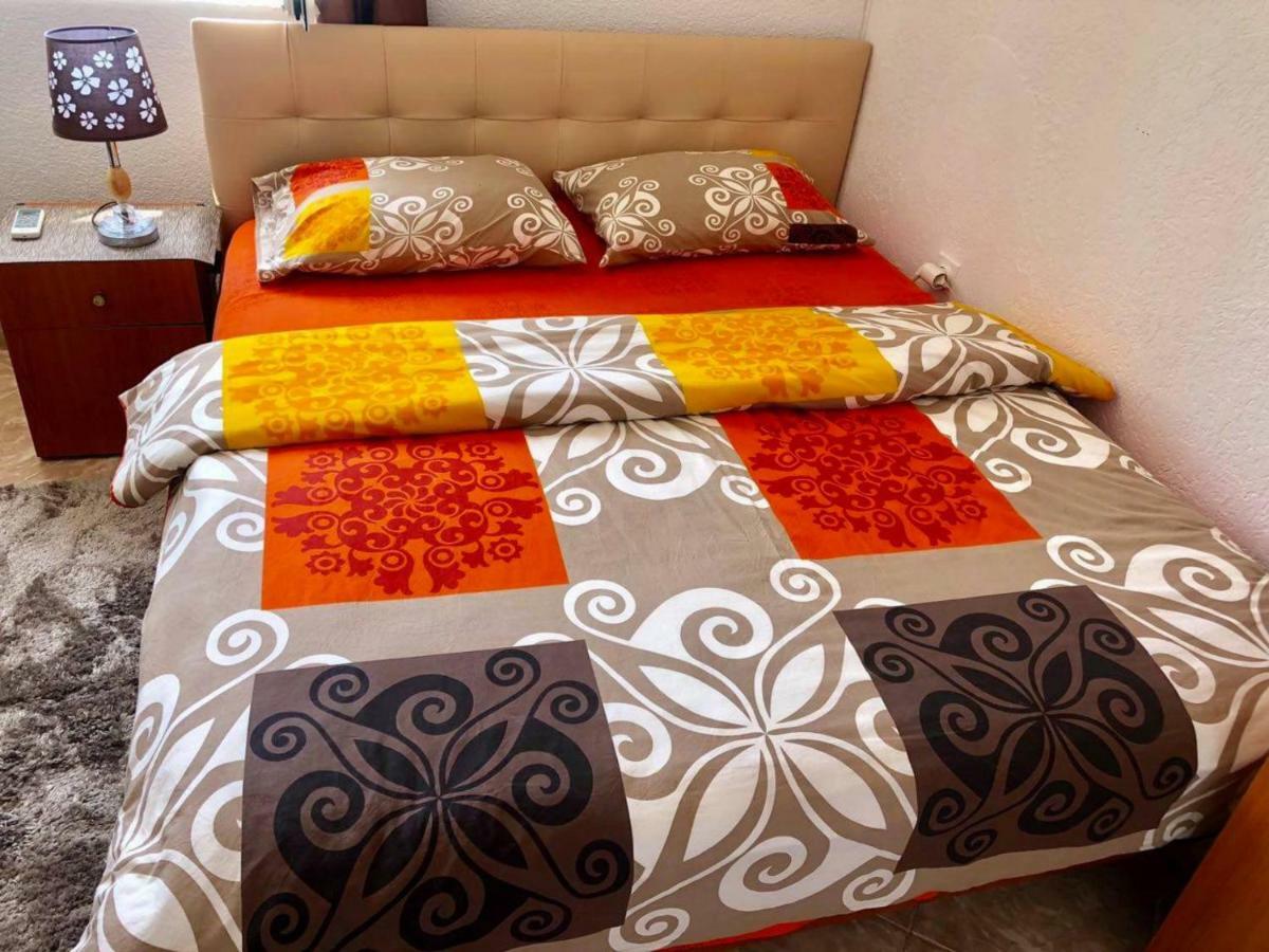 Apartments Zuto Ulcinj Eksteriør bilde