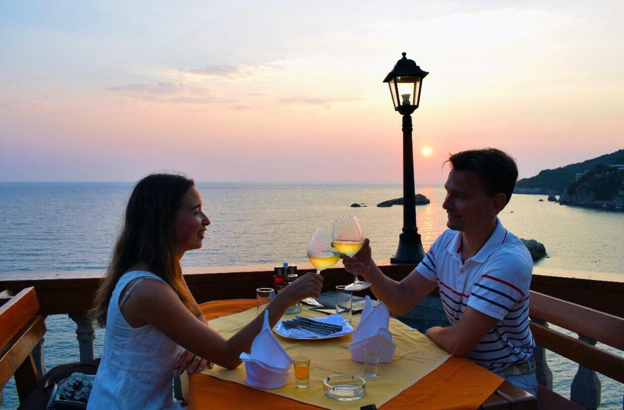 Apartments Zuto Ulcinj Eksteriør bilde
